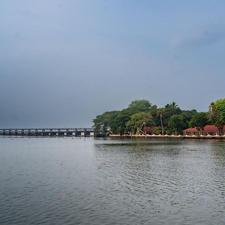 Ktdc Kumarakom Gateway Resort Alappuzha Eksteriør bilde